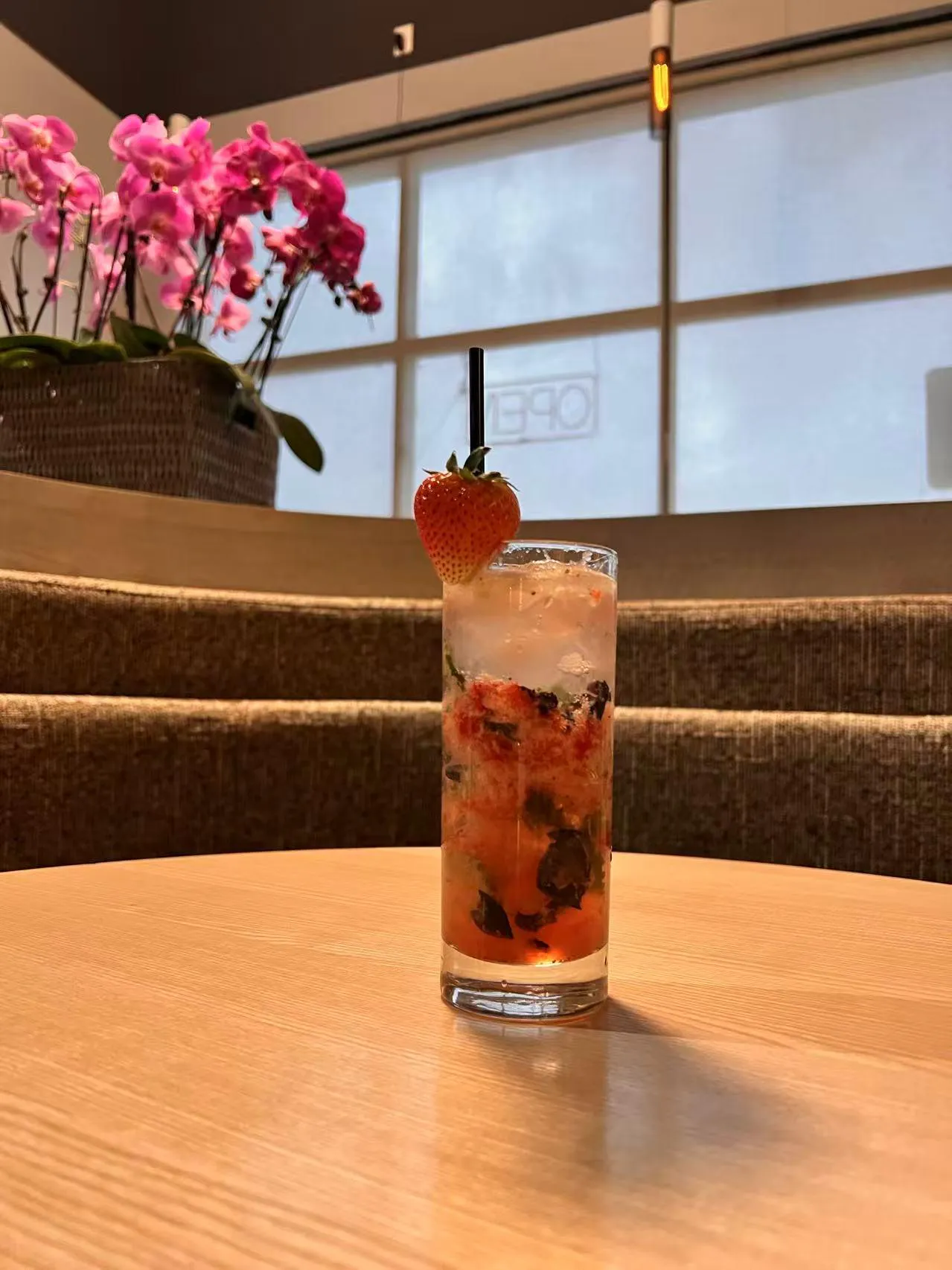 Strawberry Mojito at Izumi Sushi, Asian Restaurant in Castle Rock